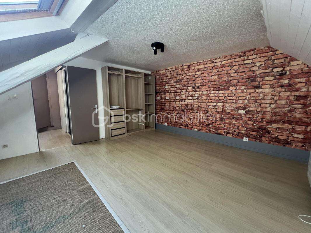 Maison à BAZAINVILLE