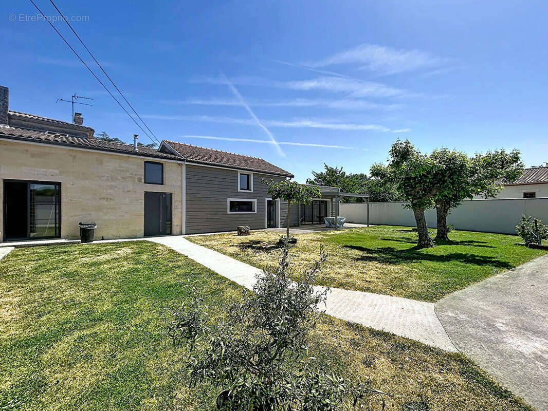 Maison à SAINT-LOUBES