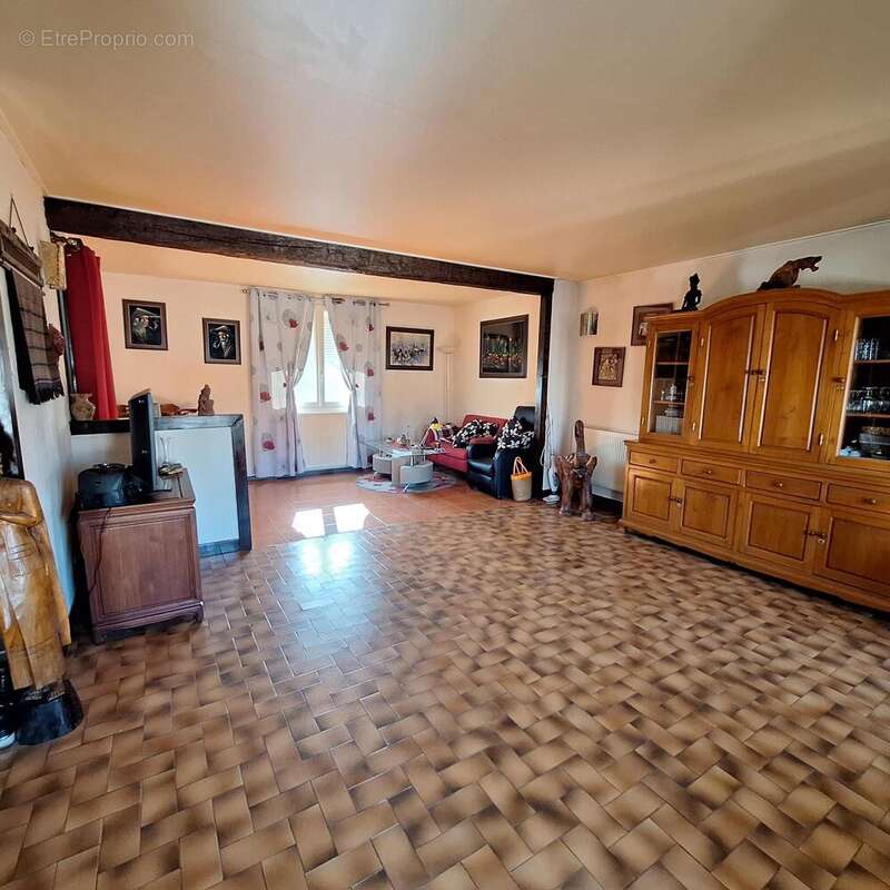 Photo 5 - Maison à TOULON-SUR-ARROUX