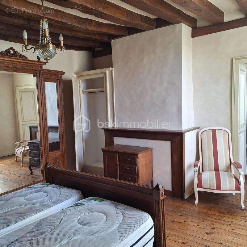 Maison à MARTIGNE-SUR-MAYENNE