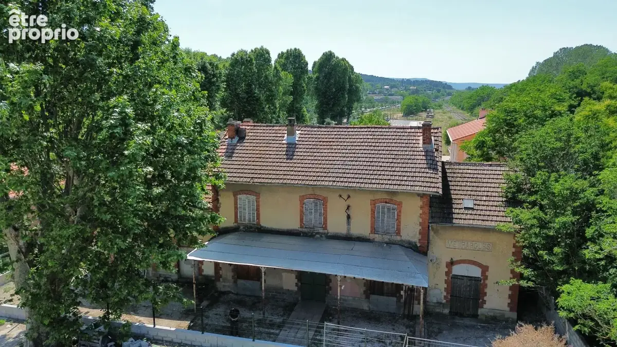 Le charme unique d'une ancienne gare ferroviaire à réinventer - photo 2