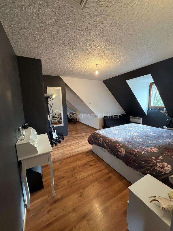 Maison à CHATEAUNEUF-SUR-SARTHE