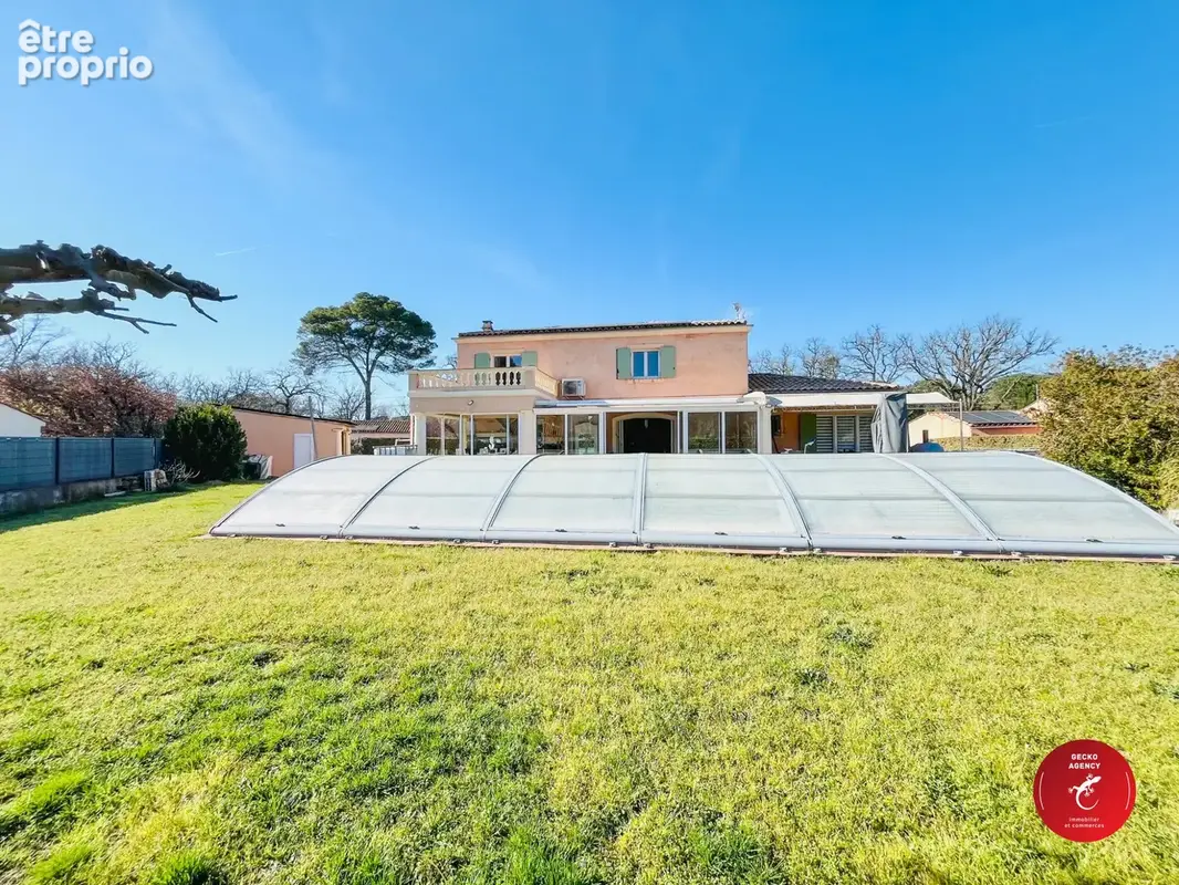 Maison 8 pièces 240 m² à vendre à Trans-En-Provence (83720) - photo 3