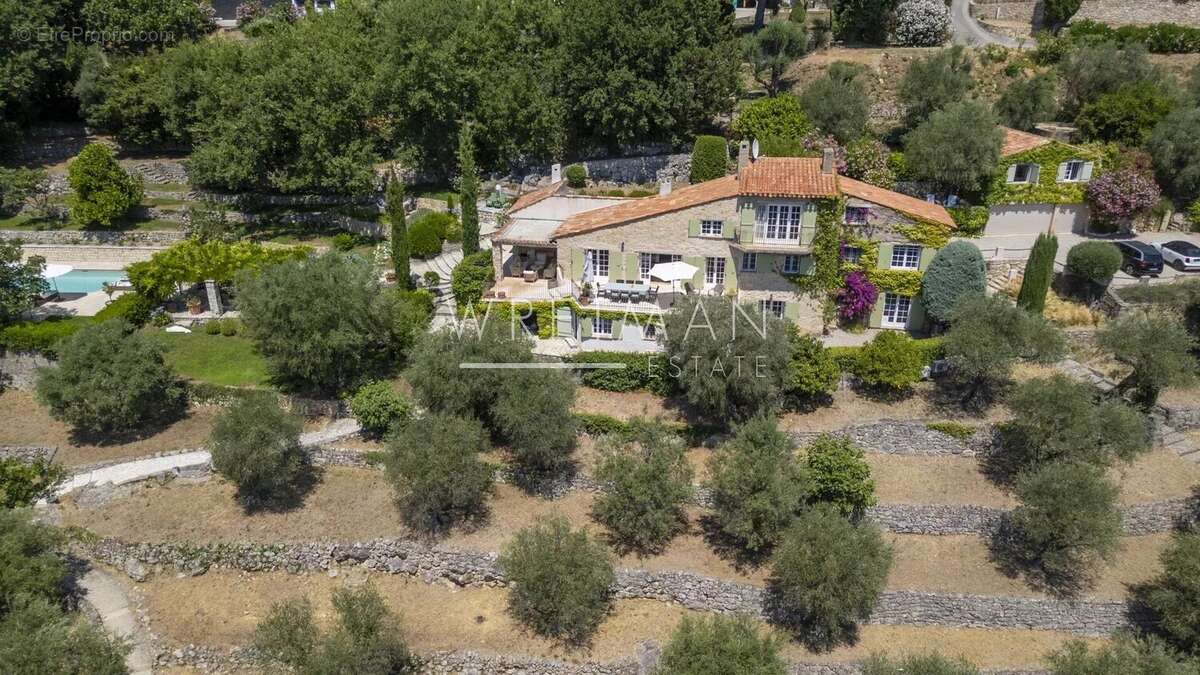 Maison à TOURRETTES-SUR-LOUP