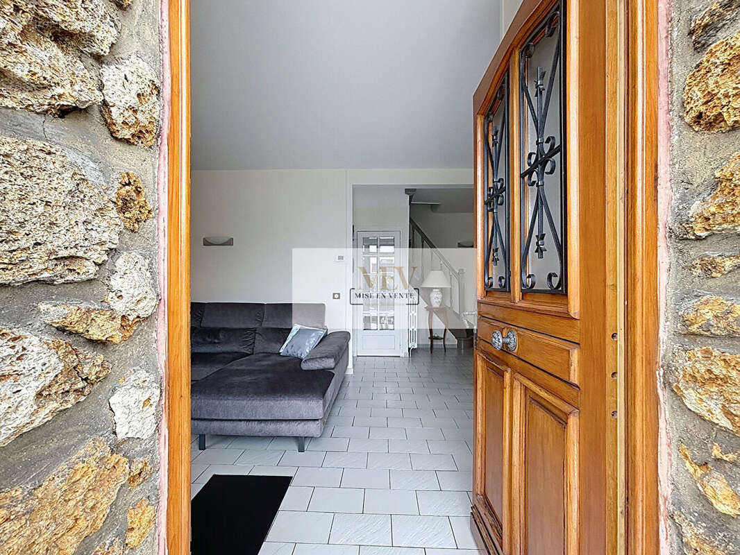 Maison à LE PERREUX-SUR-MARNE