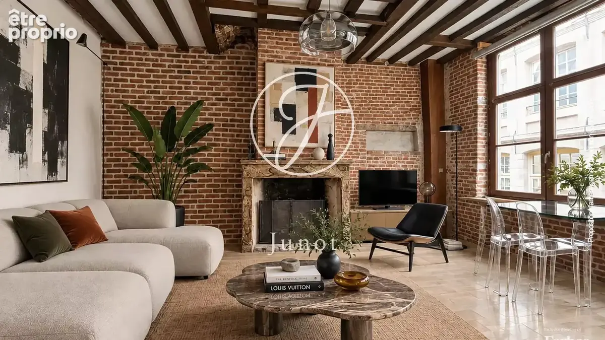 Lille – VIEUX LILLE – Maison de caractère - 64,14 m² habitables - 75,80m² au sol - Mezzanine - photo 3