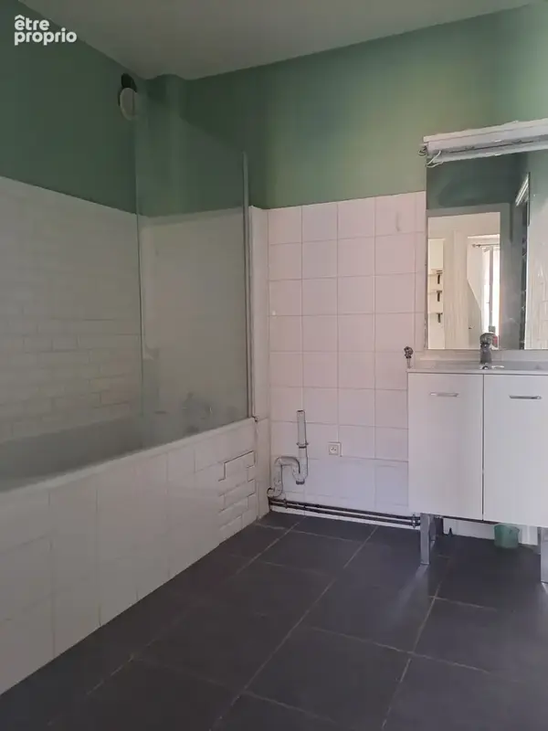 Appartement T3 de 61m2 dans le centre de Couzon ! - photo 6