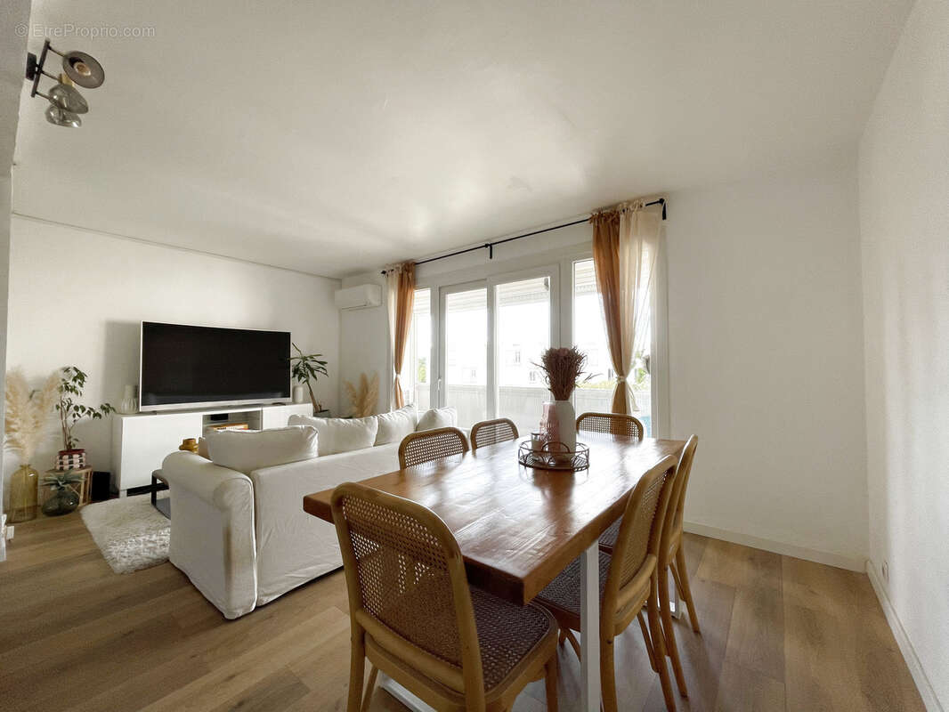 Appartement à LE LAVANDOU