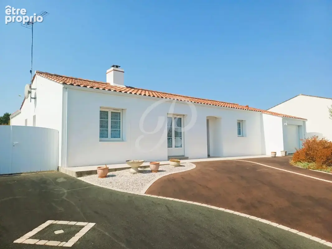 Maison 6 pièces de 119m2 / Terrain 770m2 - photo 2