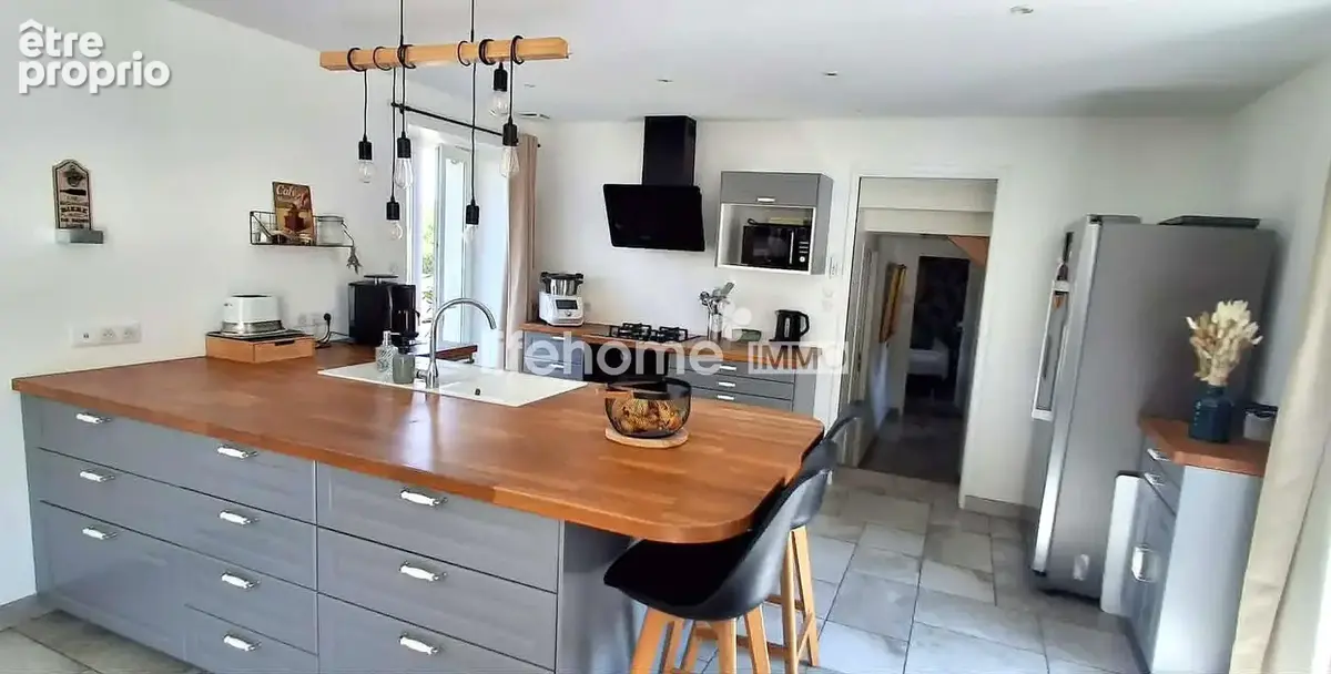 Maison 135 m² à Azay-Le-Ferron  - photo 5