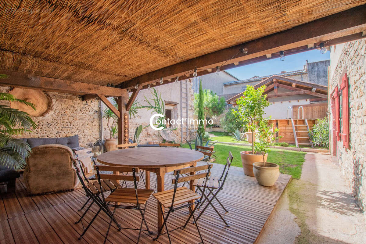 Maison à BEAUREGARD-L&#039;EVEQUE