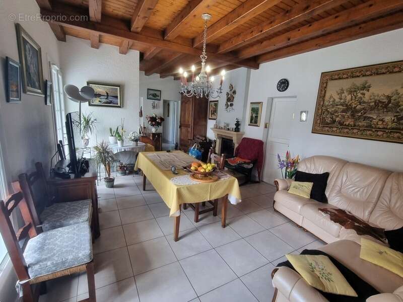 Maison à LE CHATEAU-D'OLERON