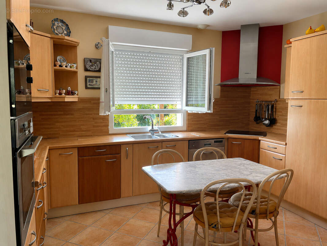 Pavillon de plain pied de 117 m2 / quartier residentiel mirebeau - photo 5