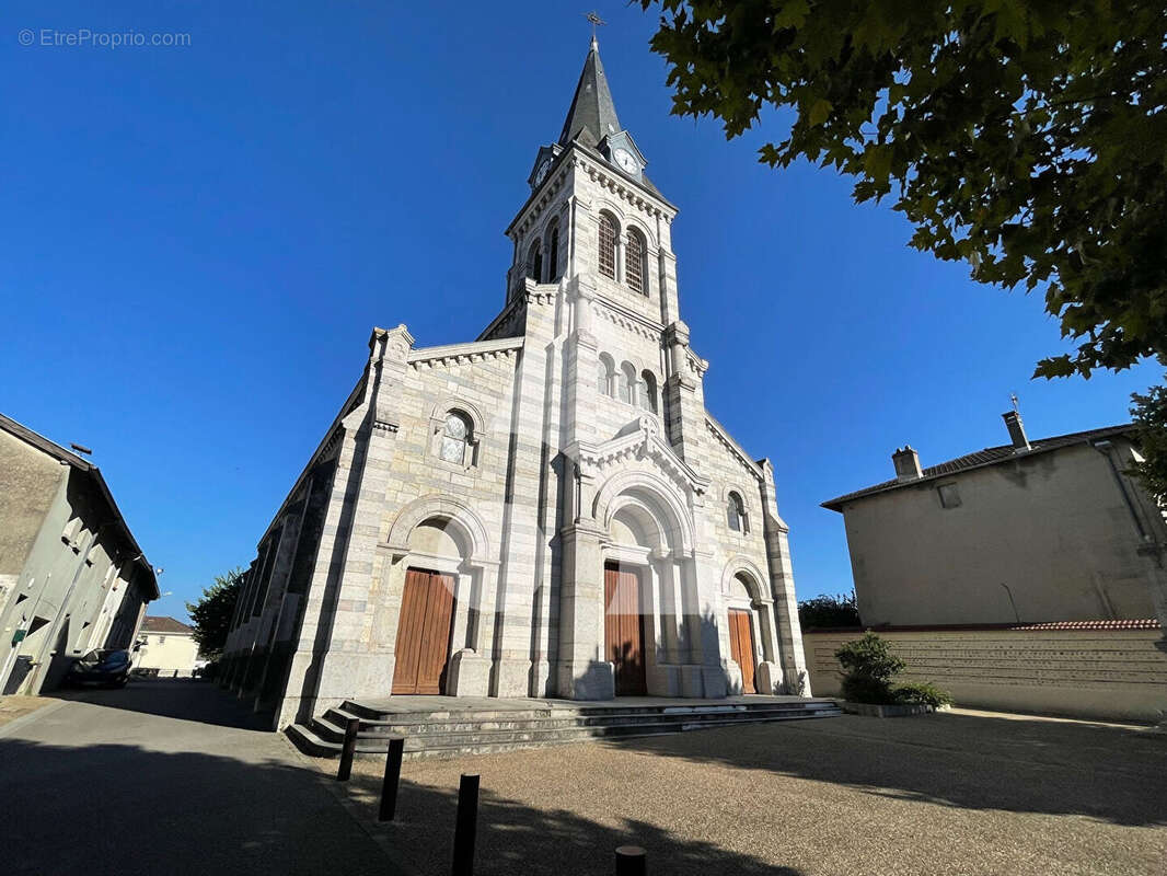 Maison à CHALAMONT