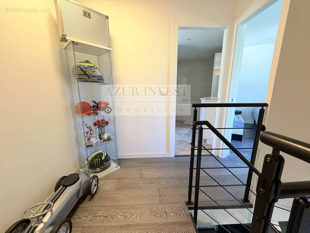 Appartement à ROQUEBRUNE-CAP-MARTIN