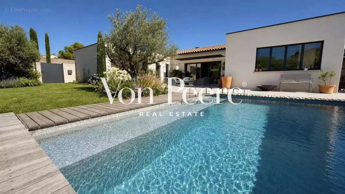 Maison à SAINT-REMY-DE-PROVENCE