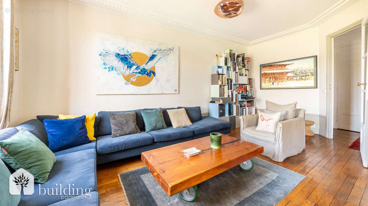 Appartement à PARIS-17E