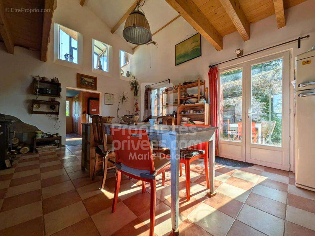 Maison Bitry 8 pièce(s) 163 m2 - photo 5