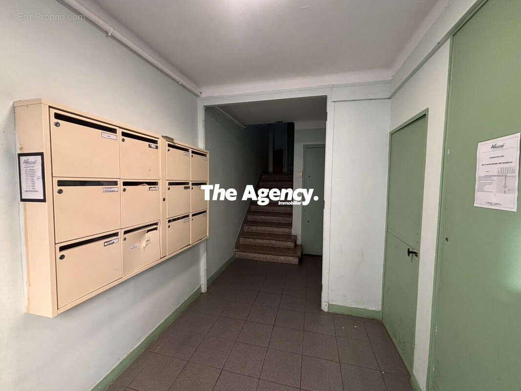 Appartement à MARSEILLE-7E