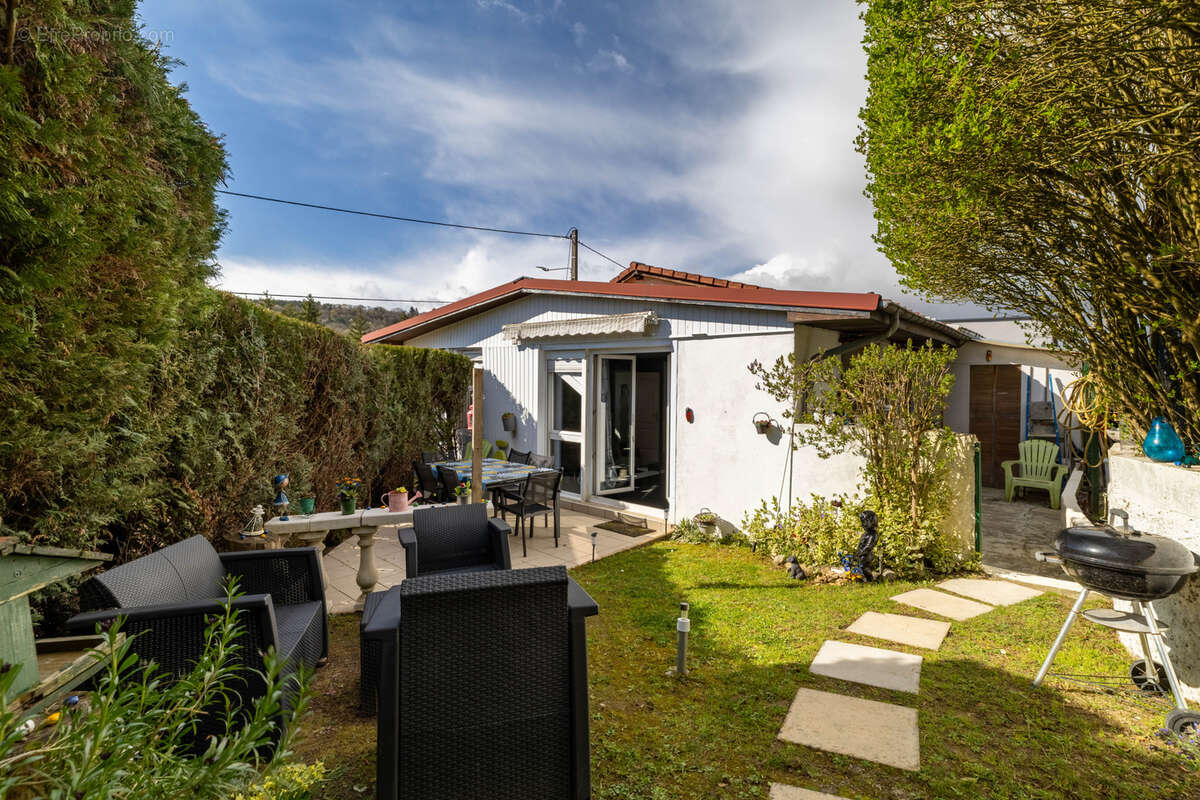 Maison à CORNY-SUR-MOSELLE