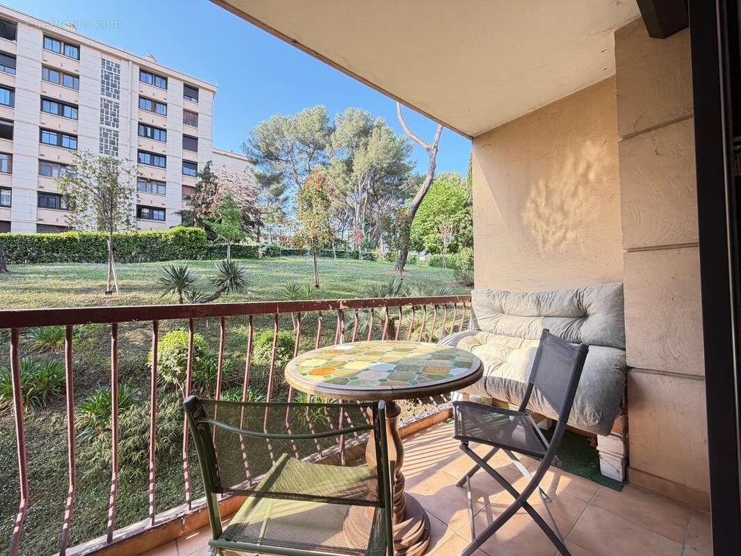 Premier achat ou investissement idéal – Charmant 2 pièces avec terrasse au Cannet - photo 5