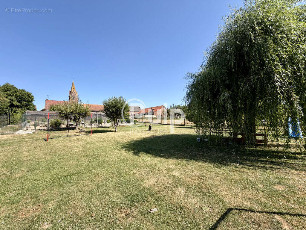 Magnifique plain pied sur sous sol complet - photo 2