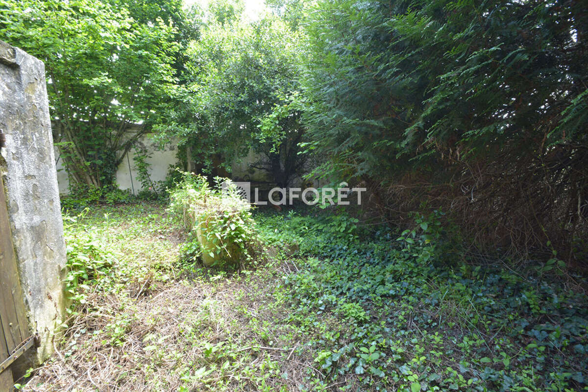 Maison à BOUILLY-EN-GATINAIS