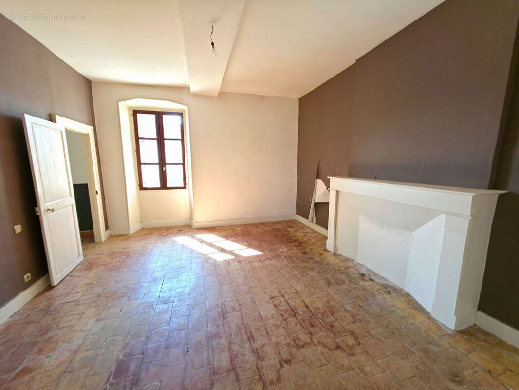 Maison à LE GUE-DE-LA-CHAINE