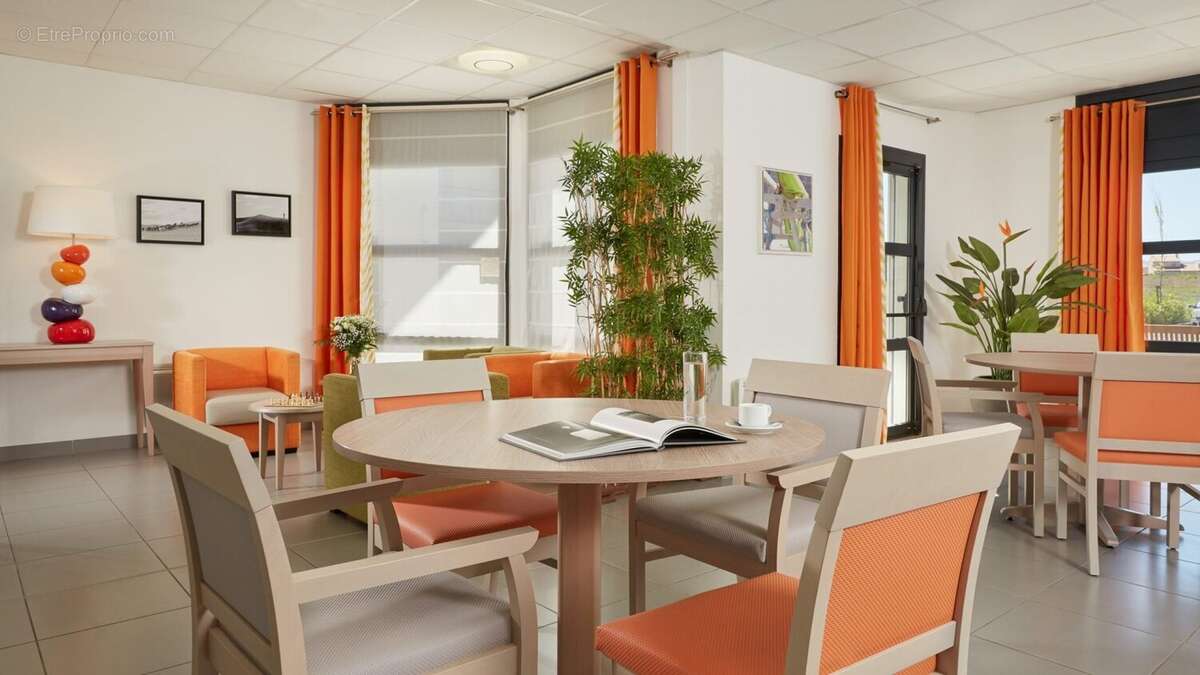 INVESTISSEMENT LOCATIF  Perpignan  Résidence Seniors Zenitude Les Girandières  7,29 % de rentabilité - photo 4