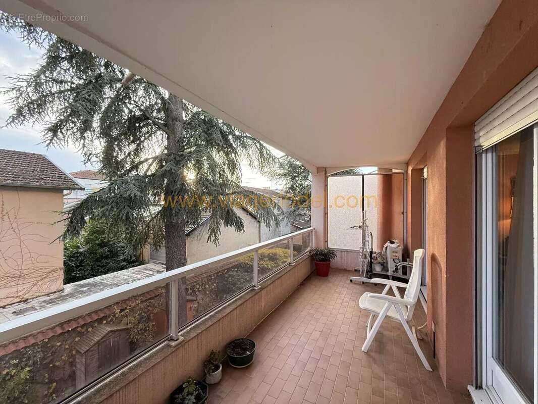 Appartement à CALUIRE-ET-CUIRE