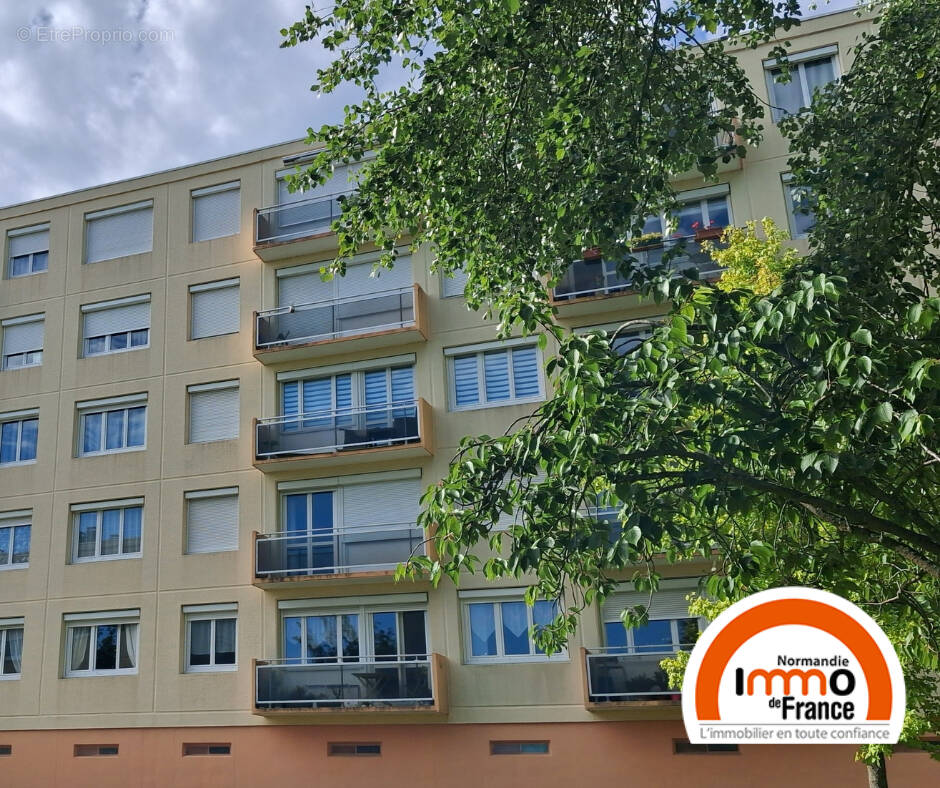Appartement à LILLEBONNE