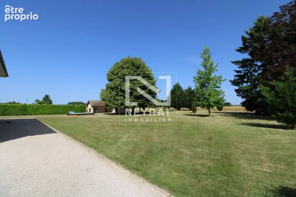 Maison 4 chambres sur 6 472 m² – terrain constructible détachable 1500 m²– piscine – dépendances - photo 4