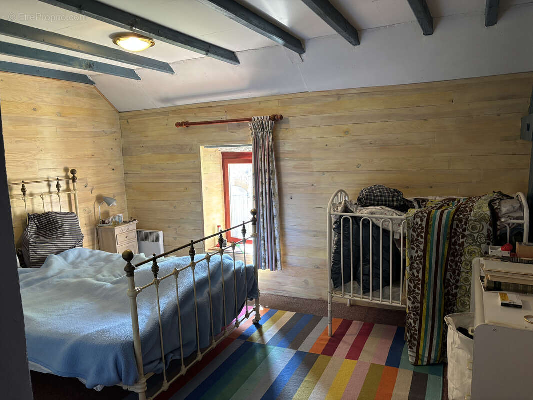 Maison à LOUROUX-DE-BEAUNE