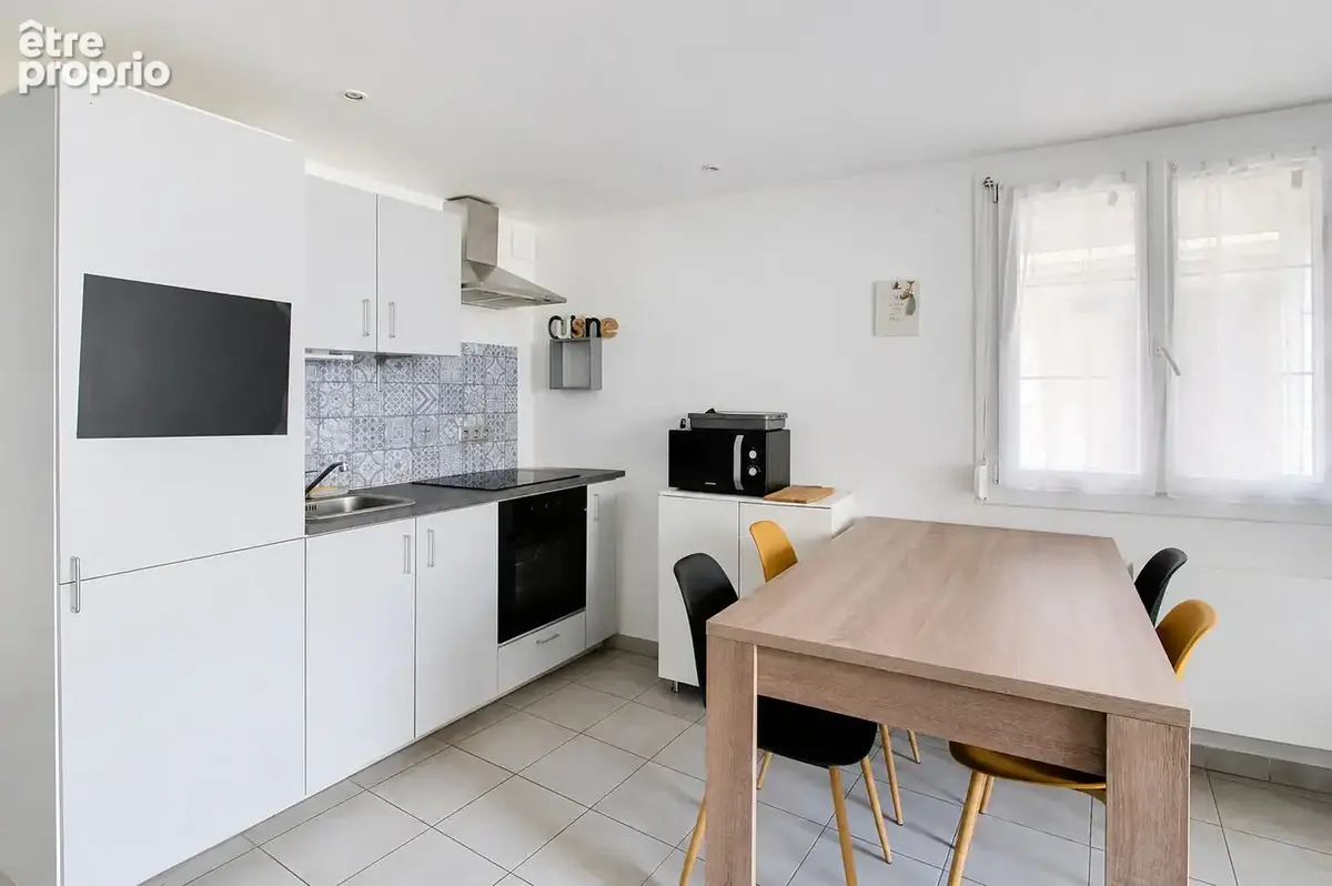 A VENDRE en EXCLUSIVITE à DRAGUIGNAN ? Appartement T2 avec garage en centre-ville - photo 3