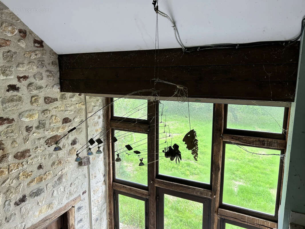 Ancien Moulin à Lignac  -  Propriété sans vis à vis de 249m2 habitables  au coeur de 4 hectares de nature - photo 26