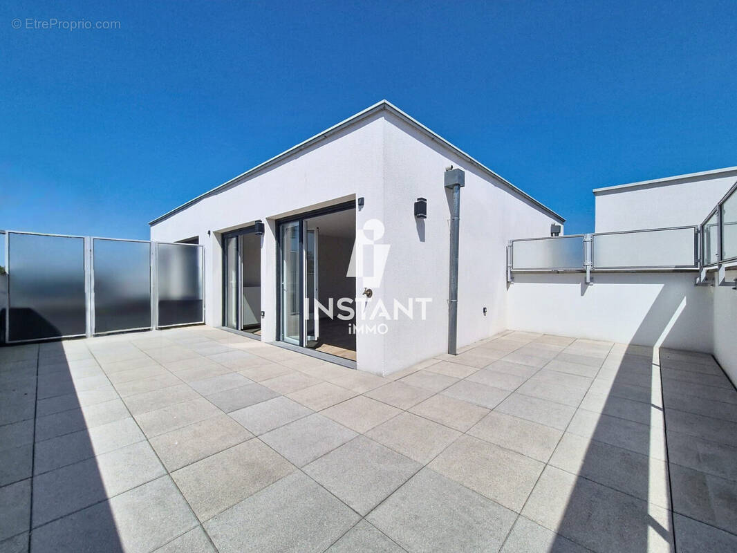 Terrasse 1 - Appartement à CRETEIL