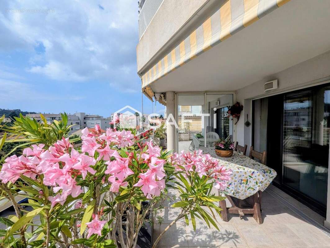 Appartement 98 m² à Saint-Raphael  - photo 2