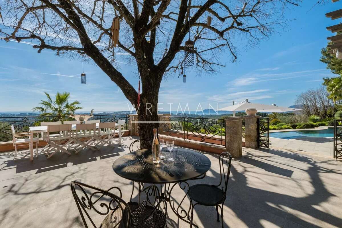 Maison à MOUGINS