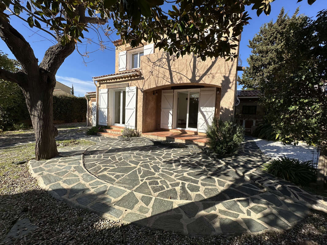Maison à SIX-FOURS-LES-PLAGES