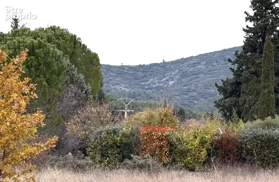 Terrain à LAURIS
