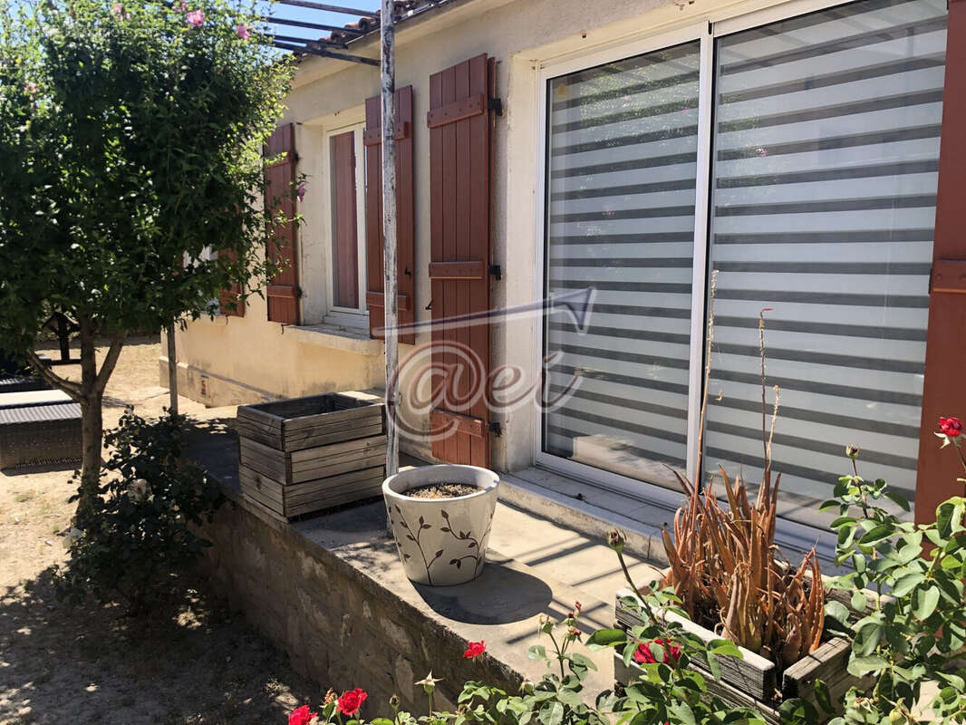 Maison à PELISSANNE