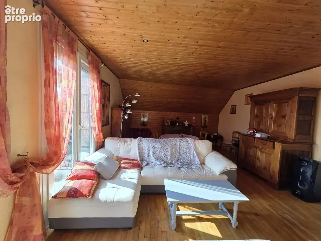Ensemble immobilier 3 logements-parking- centre bourg neulli - photo 7