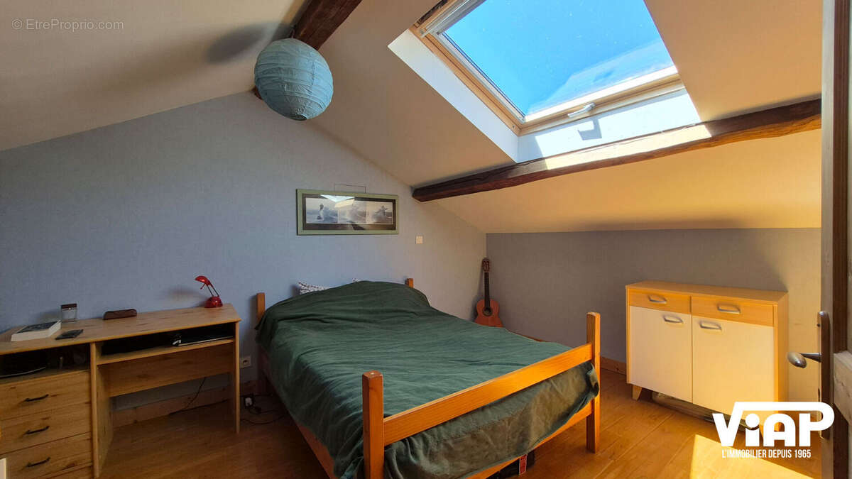 Ferme rénovée avec dépendances - photo 10