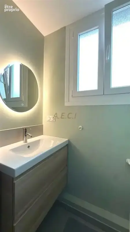 EXCLUSIF – Maison de ville avec terrasse au cœur du quartier BAC - photo 10