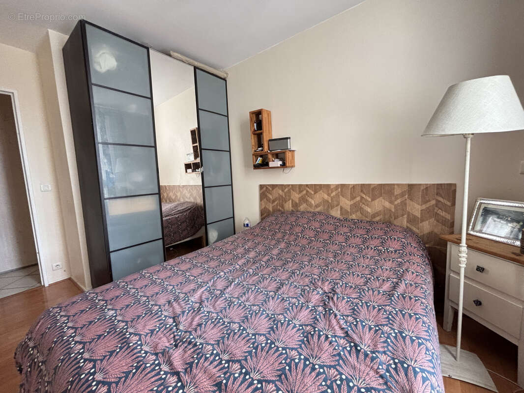 Appartement à SARTROUVILLE