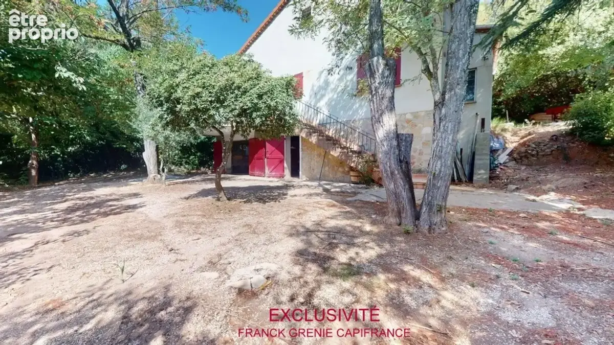 Tourves – maison à rénover 151 m² – 5 chambres – garage 60 m² – terrain 1 210 m² – panneaux solaires - photo 14