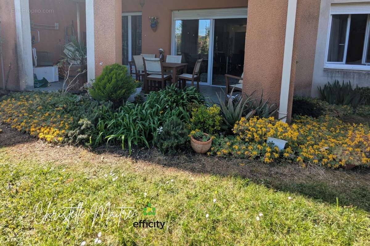 Appartement à SAINT-MARTIN-DE-CRAU