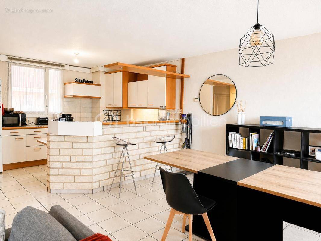 Appartement en duplex avec garage sur la commune de Voreppe - photo 1