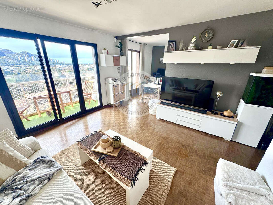 Appartement à MARSEILLE-9E