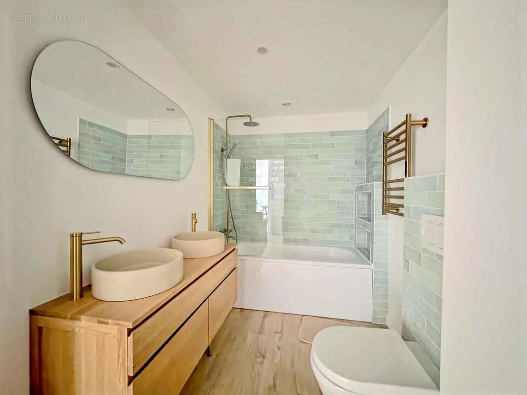 Appartement à EVIAN-LES-BAINS